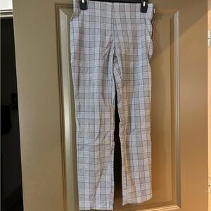 Women’s Plaid Dress Pants - Gray Plaid